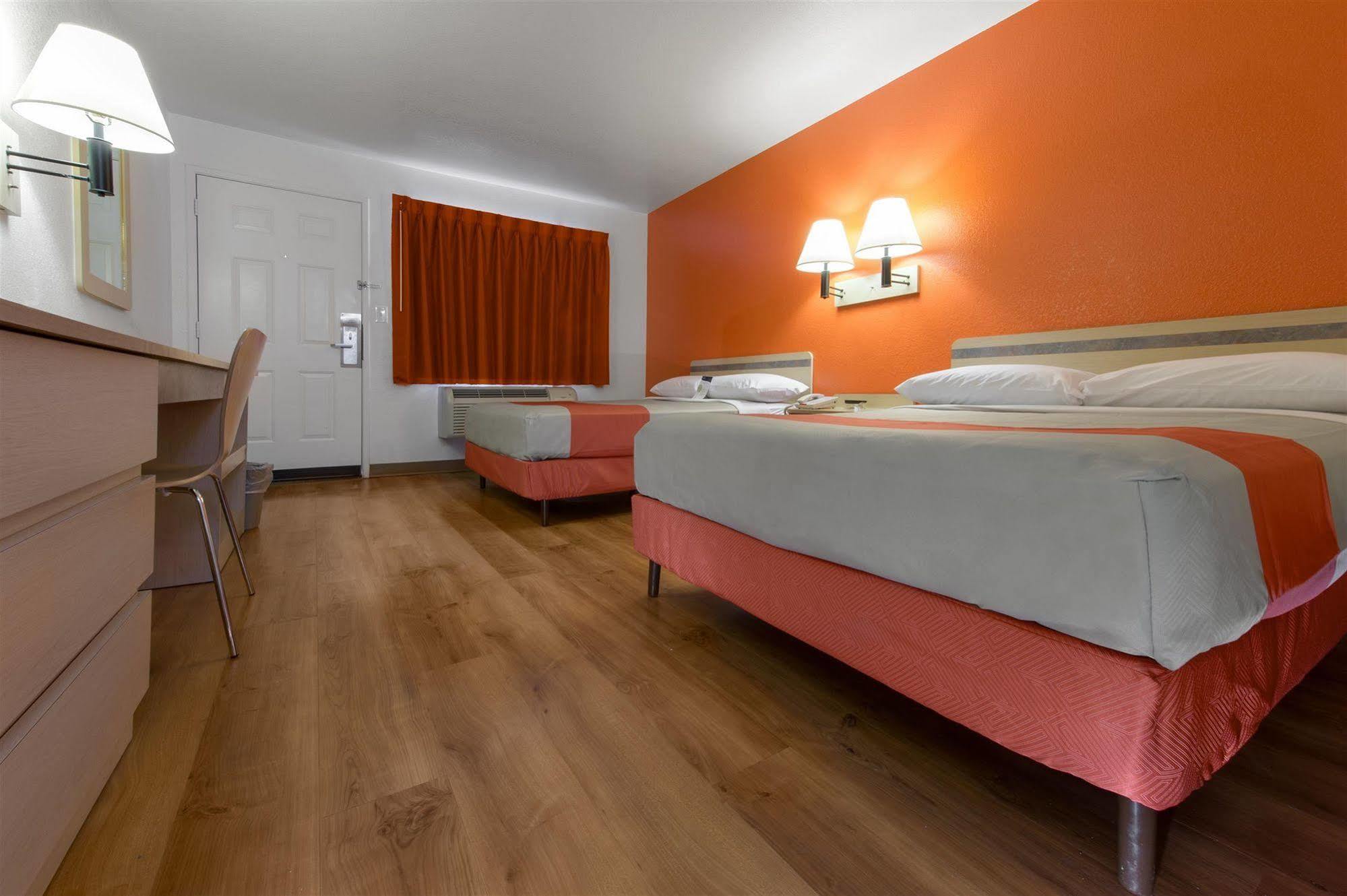 Motel 6-Leominster, Ma Kültér fotó