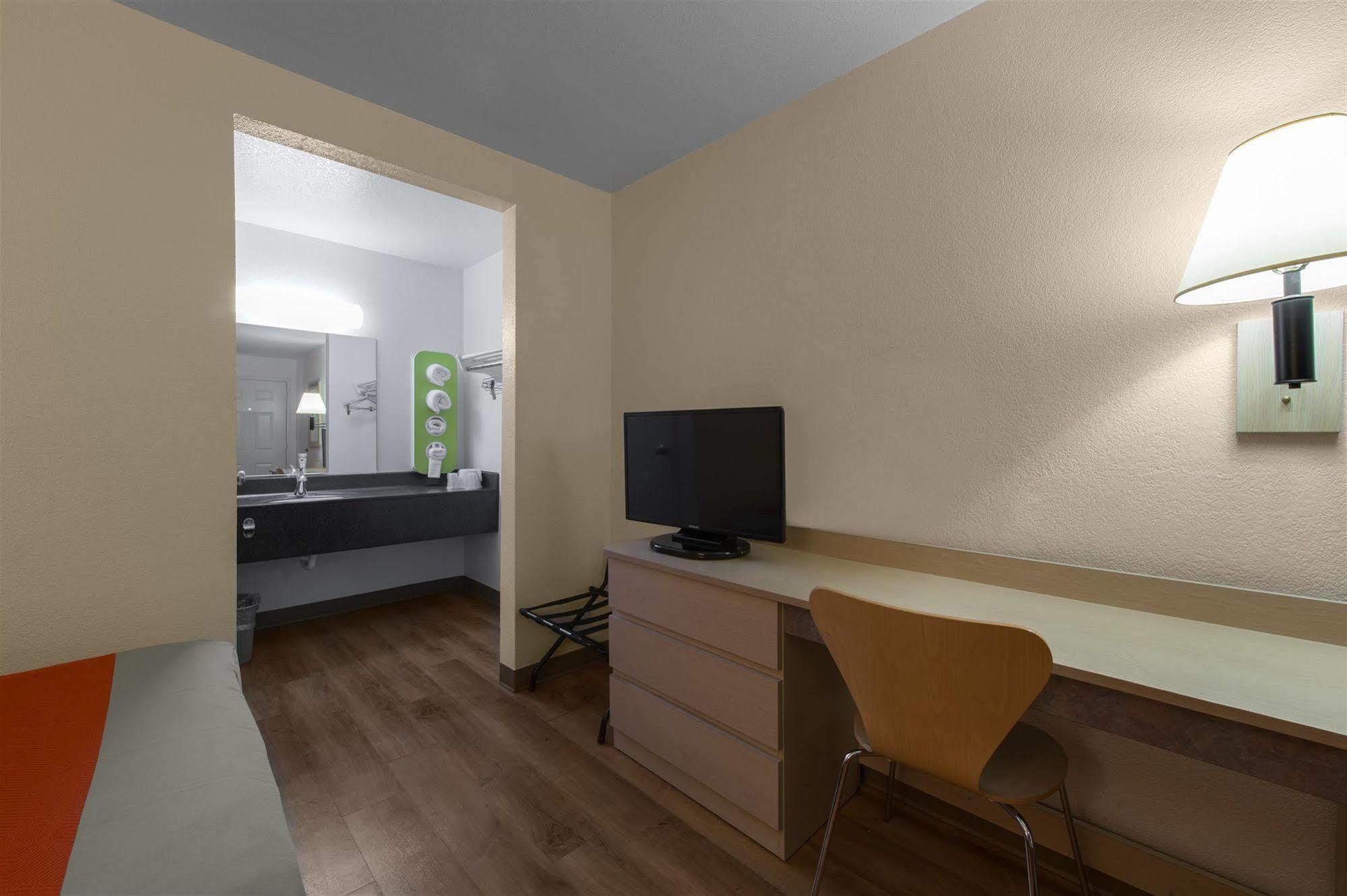 Motel 6-Leominster, Ma Kültér fotó